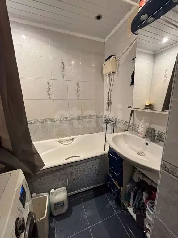 2-к кв. Тюменская область, Тюмень ул. Тимирязева, 130 (60.0 м) - Фото 1