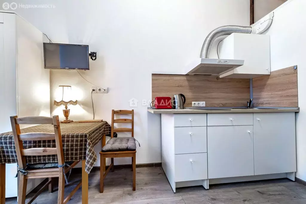 Квартира-студия: Санкт-Петербург, Гатчинская улица, 35 (18 м) - Фото 2