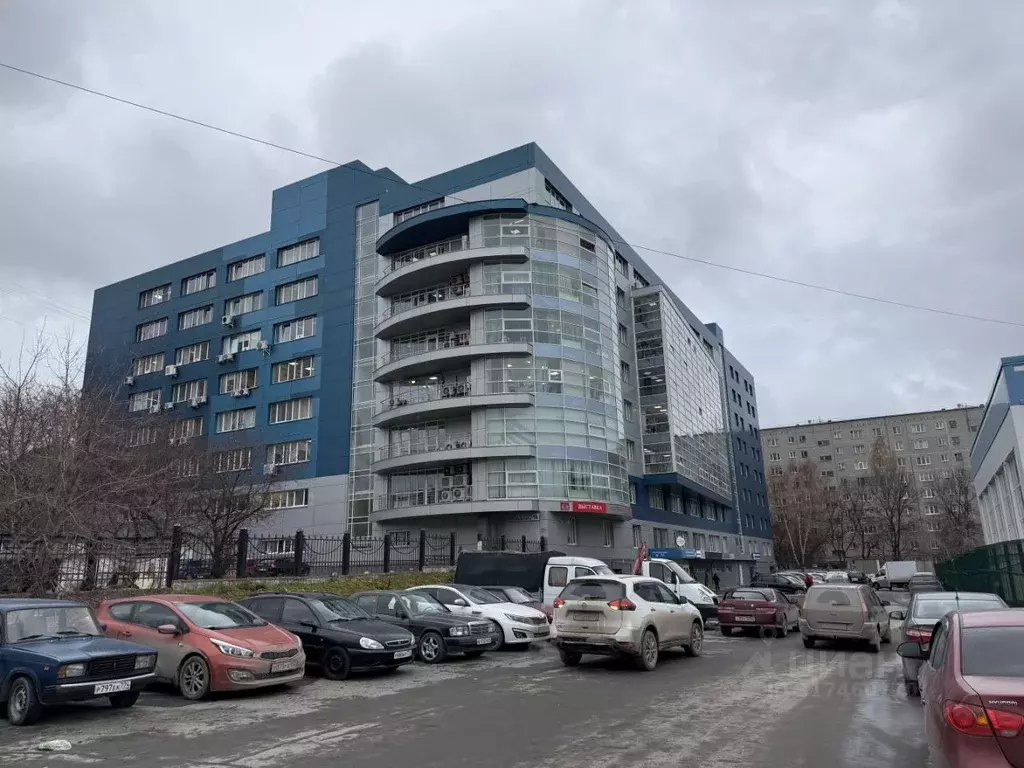 Помещение свободного назначения в Свердловская область, Екатеринбург ... - Фото 0
