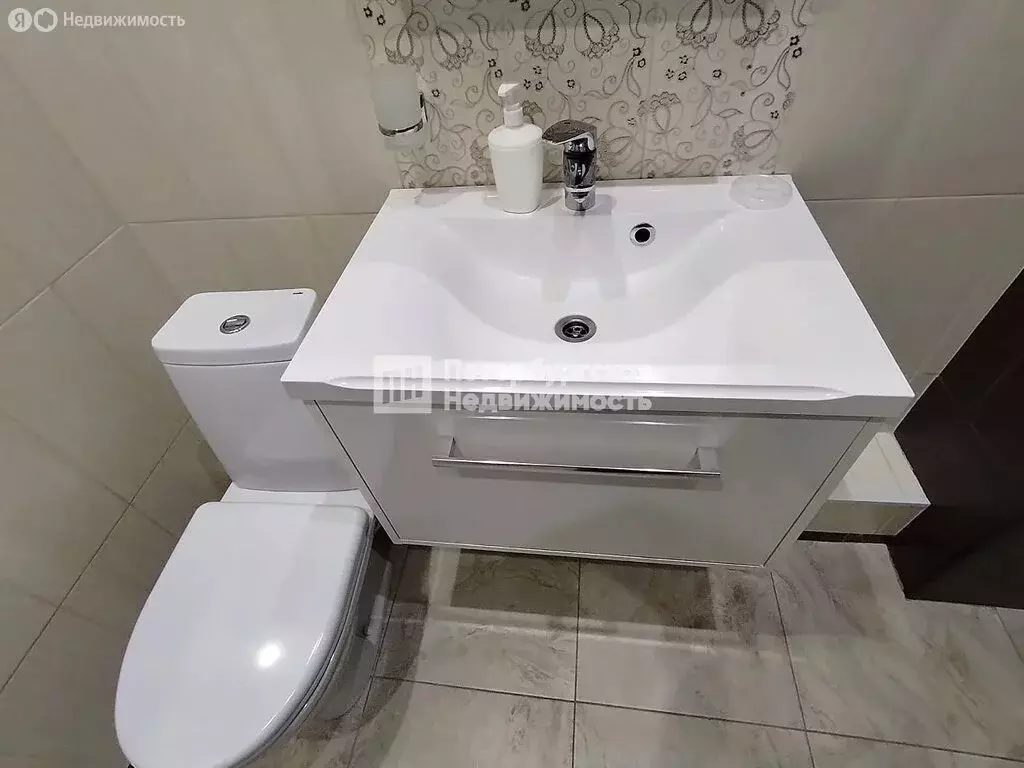 Квартира-студия: городской посёлок Янино-1, Новая улица, 14Ак1 (29.4 ... - Фото 1