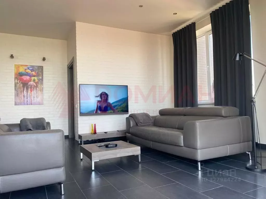 2-к кв. Ростовская область, Аксай ул. Платова, 72В (72.0 м) - Фото 2