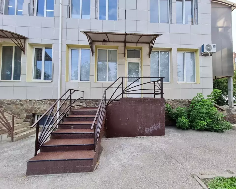 Помещение свободного назначения в Ростовская область, Таганрог ... - Фото 0