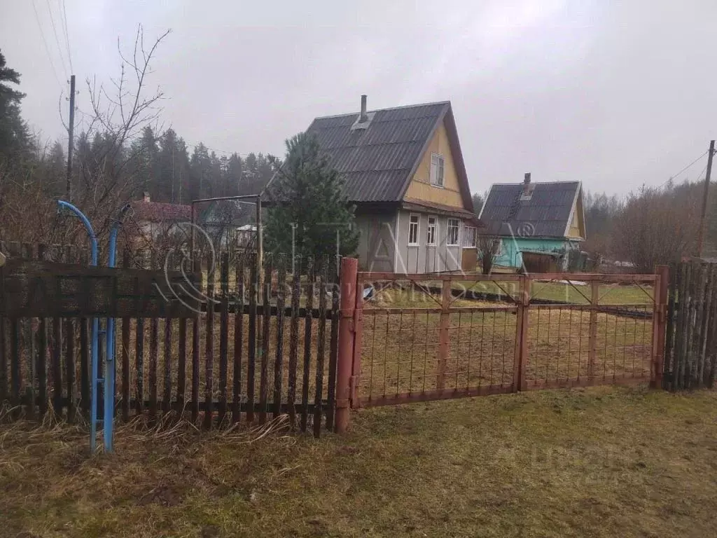 Дом в Ленинградская область, Лодейнопольское городское поселение, ... - Фото 0