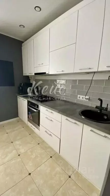 2-к кв. Крым, Феодосия ул. Челнокова, 82Б (56.0 м) - Фото 2