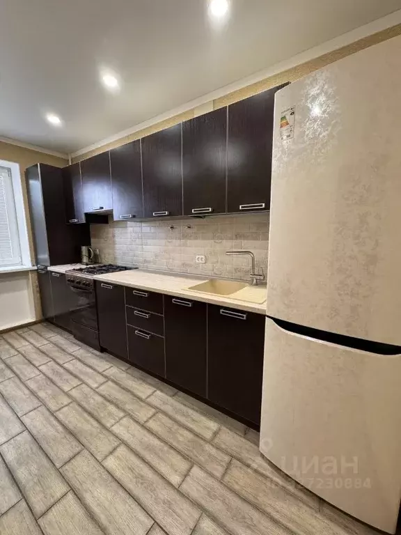 2-к кв. Ставропольский край, Пятигорск ул. Розы Люксембург, 84/1 (54.0 ... - Фото 1