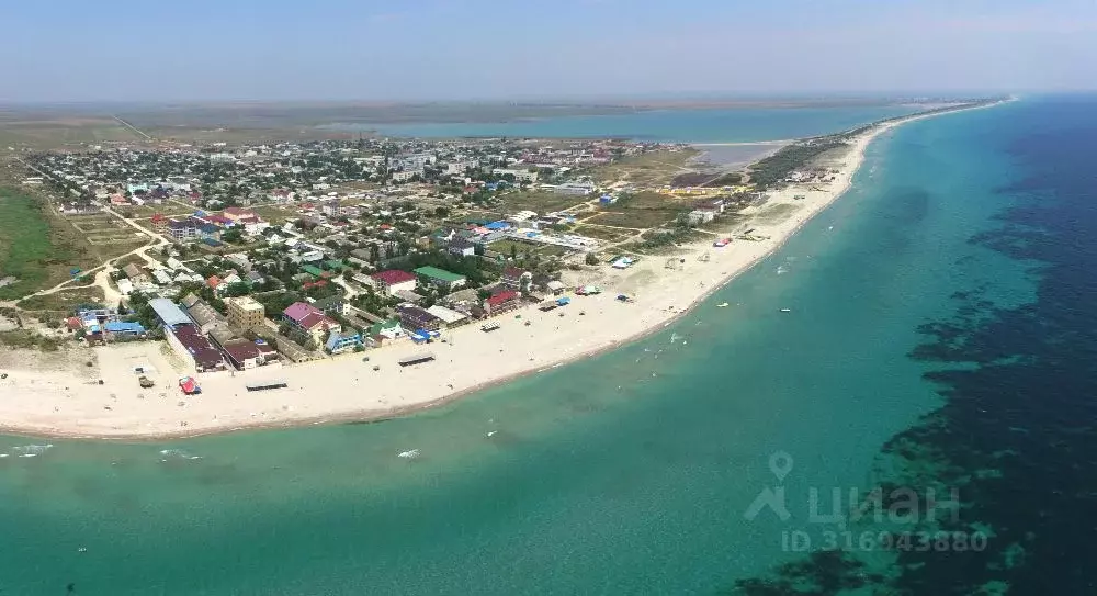 Участок в Крым, Сакский район, с. Штормовое ул. Крымская, 11 (6.0 ... - Фото 0