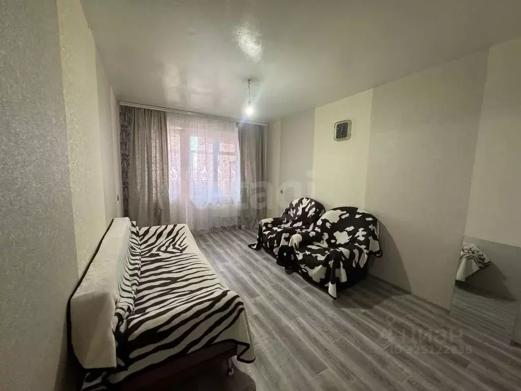 2-к кв. Курганская область, Шадринск ул. Володарского, 18 (50.9 м) - Фото 1