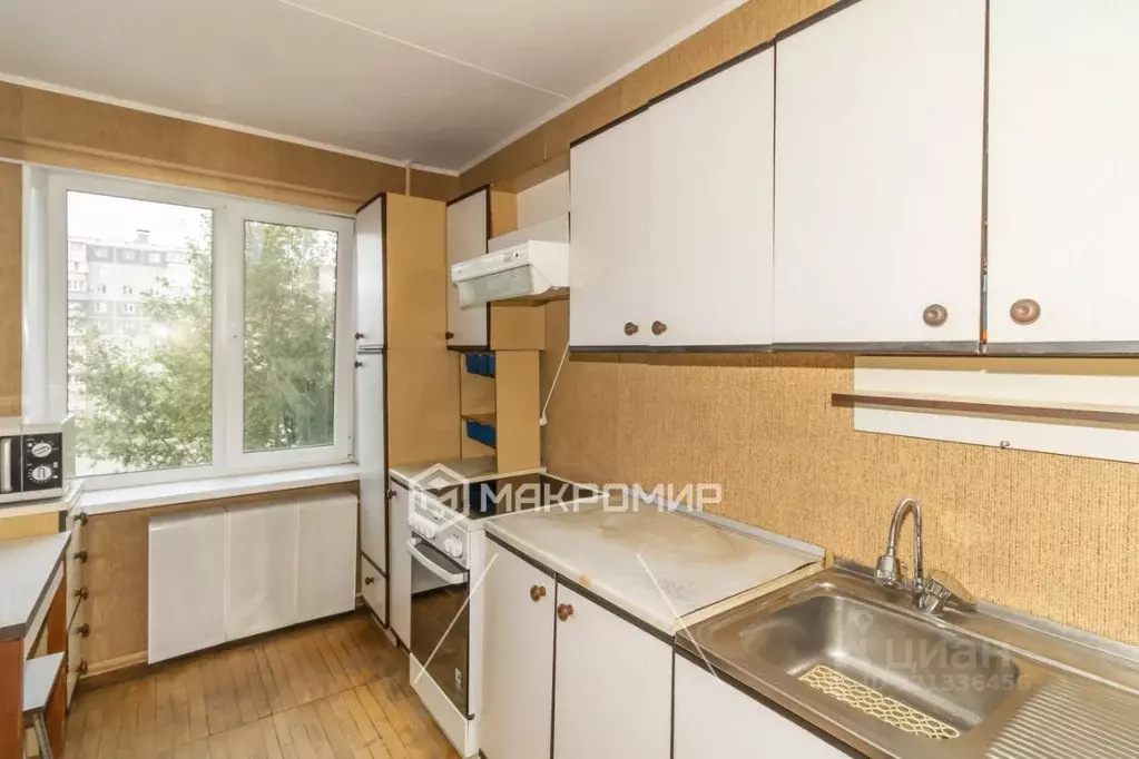 3-к кв. Челябинская область, Челябинск ул. Куйбышева, 86 (64.1 м) - Фото 0