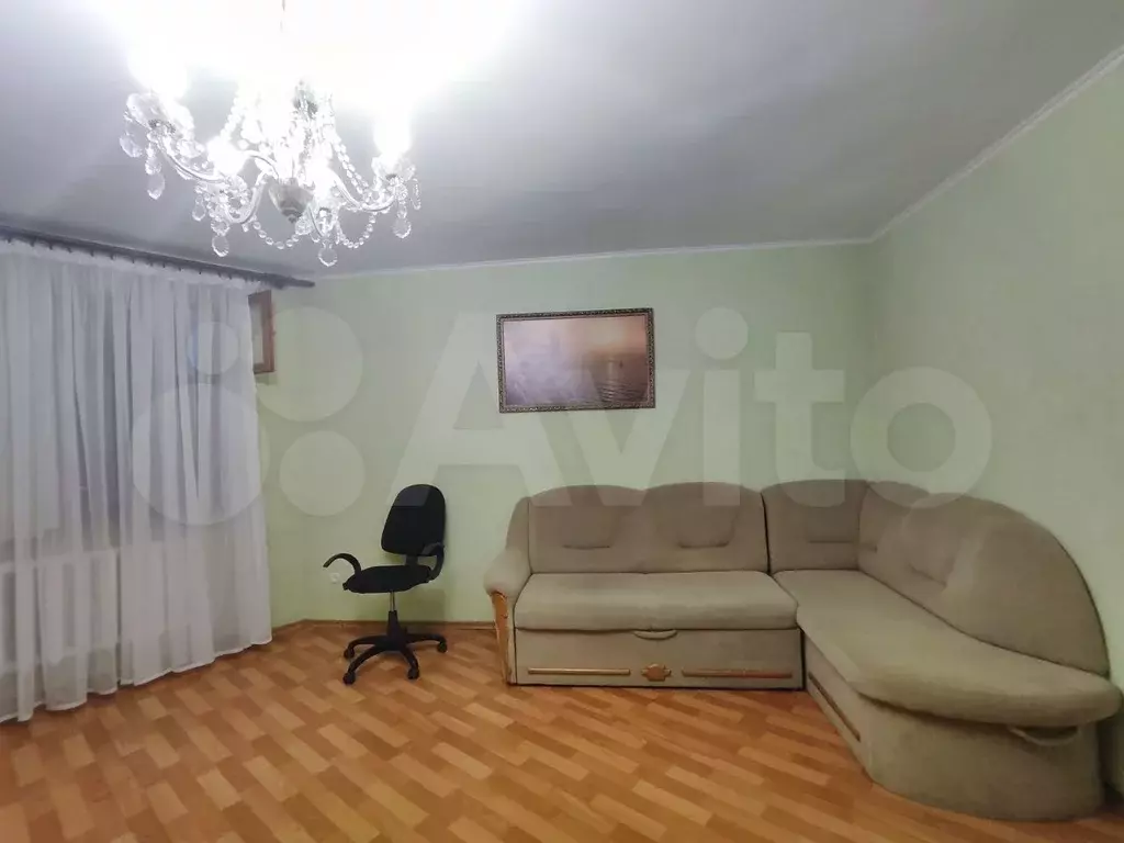 1-к. квартира, 45 м, 2/5 эт. - Фото 1