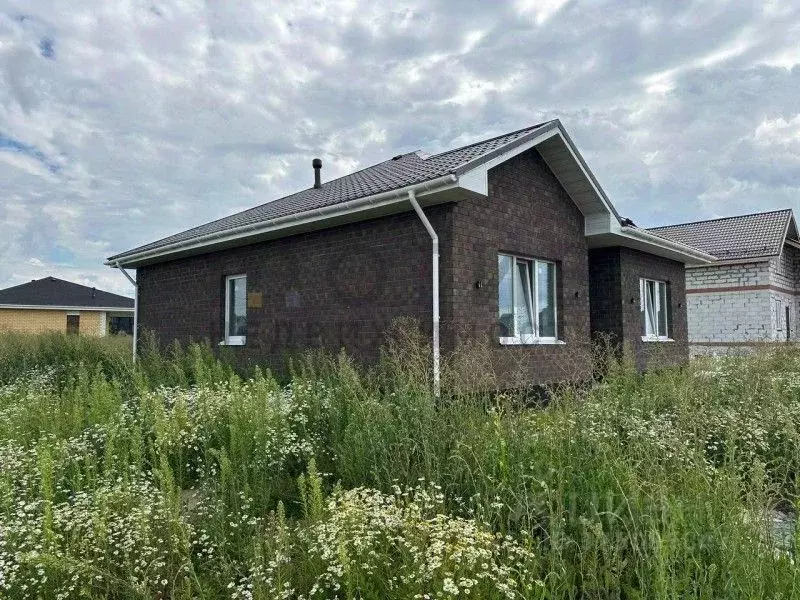 Дом в Тюменская область, Тюменский муниципальный округ, с. Успенка ул. ... - Фото 1