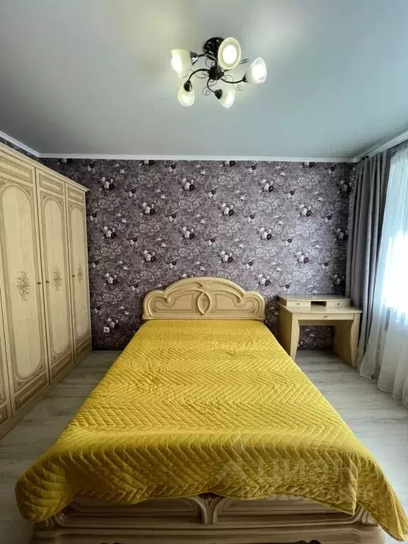 2-к кв. Татарстан, Казань ул. Зур Урам, 1К (70.0 м) - Фото 0