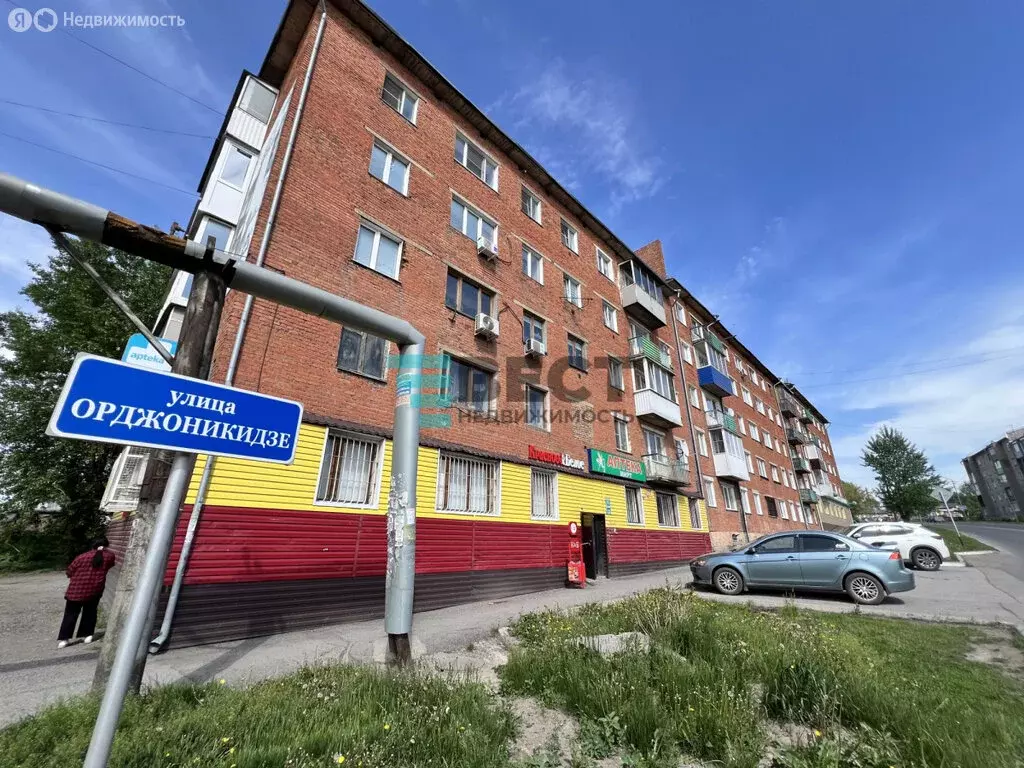 3-комнатная квартира: Ленинск-Кузнецкий, улица Гагарина, 8 (60.6 м) - Фото 1