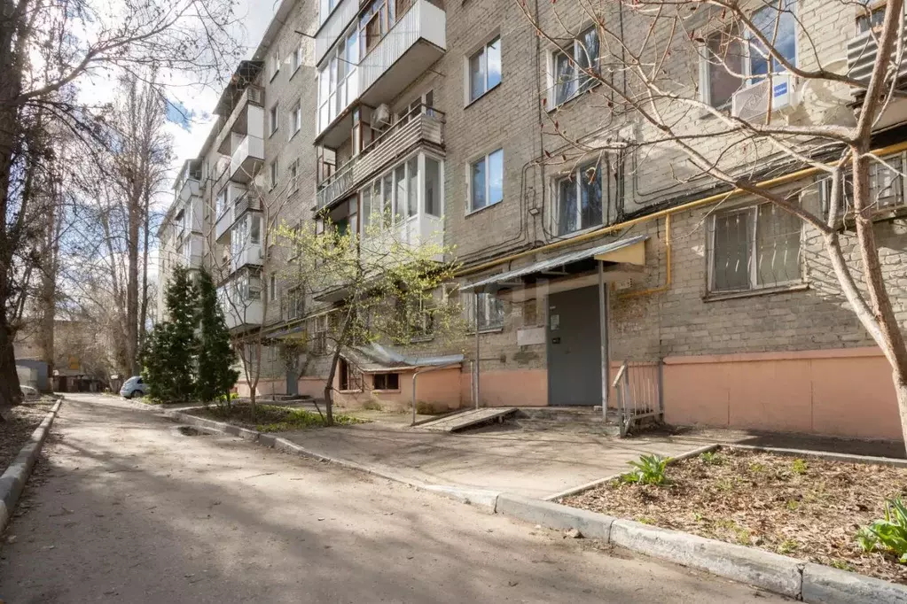 2-к кв. Саратовская область, Саратов ул. 2-я Садовая, 3А (45.8 м) - Фото 2