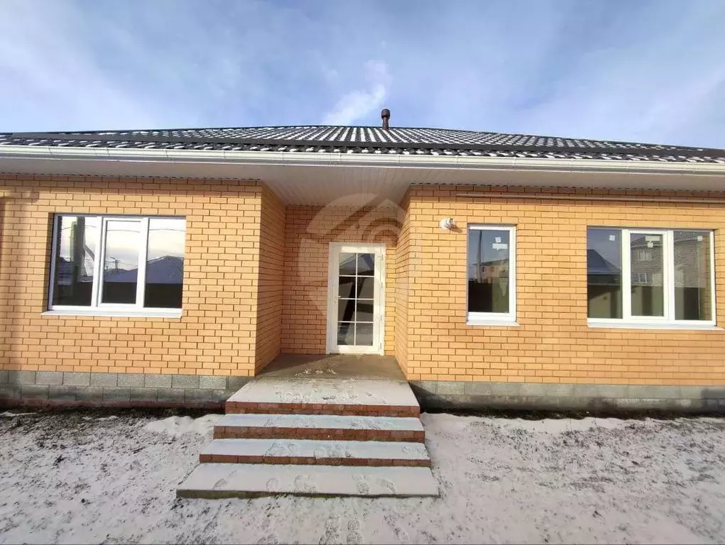 Коттедж в Белгородская область, Старый Оскол ул. Григорьевская (95 м) - Фото 1