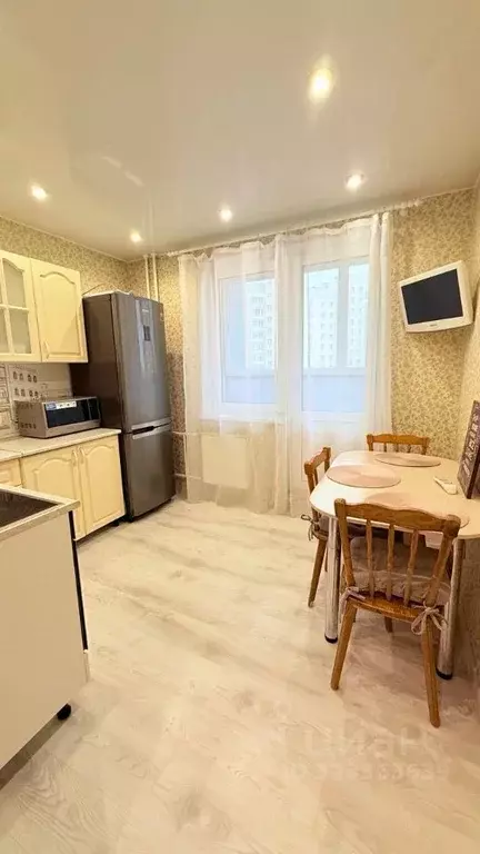 1-к кв. Кировская область, Киров ул. Ивана Попова, 56к1 (32.4 м) - Фото 0