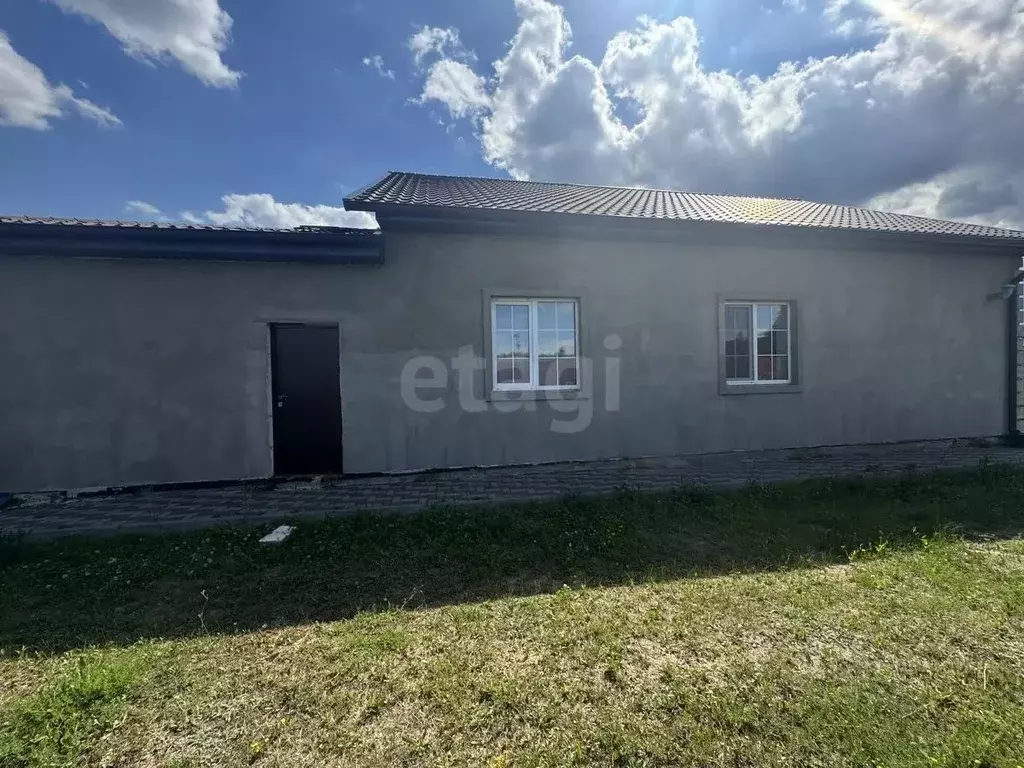 Дом в Белгородская область, Борисовский муниципальный округ, с. ... - Фото 1