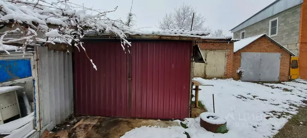 Гараж в Краснодарский край, Лабинск ул. Богдана Хмельницкого, 116 (40 ... - Фото 0