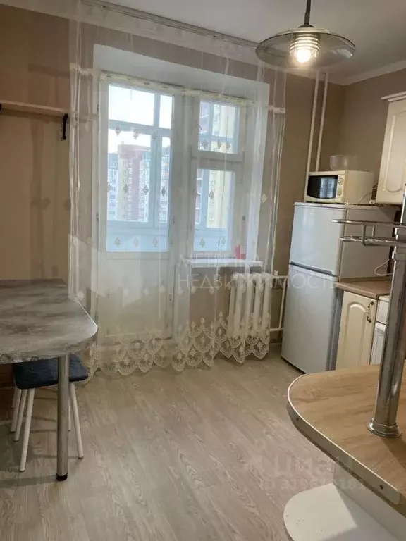 1-к кв. Тюменская область, Тюмень Широтная ул., 165к4 (39.8 м) - Фото 0