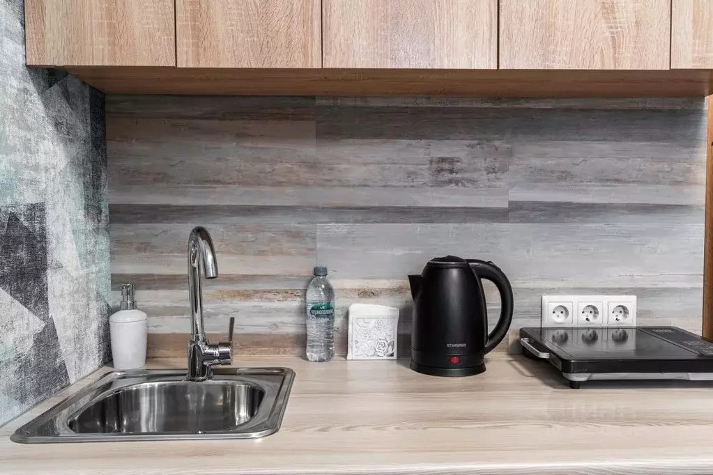 Комната Новосибирская область, Новосибирск ул. Есенина, 5к1 (18.0 м) - Фото 2