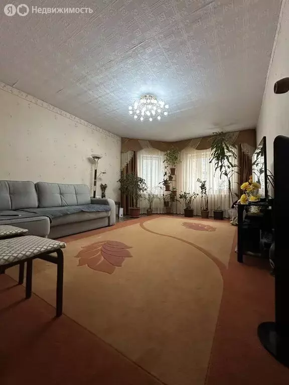 3-комнатная квартира: Псков, улица Военный Городок-3, 136 (82 м) - Фото 1