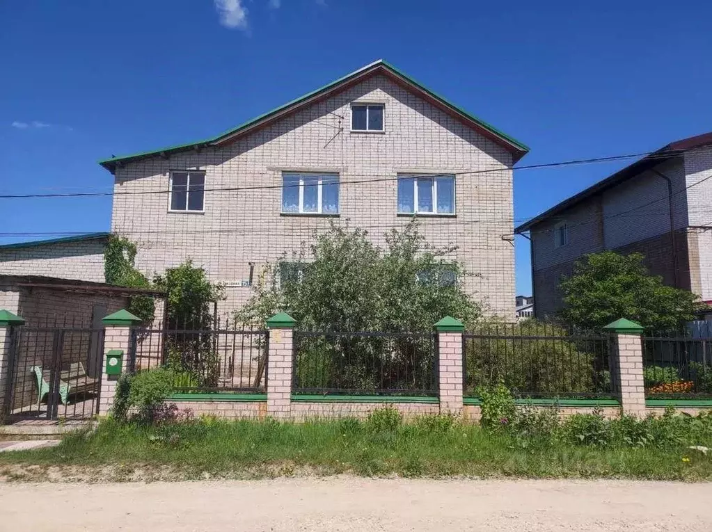 Дом в Кировская область, Киров Коминтерновский мкр, ул. Звездная, 15 ... - Фото 0