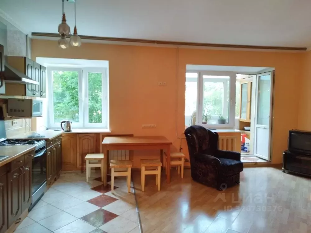 2-к кв. Омская область, Омск ул. Яковлева, 166 (50.0 м) - Фото 2