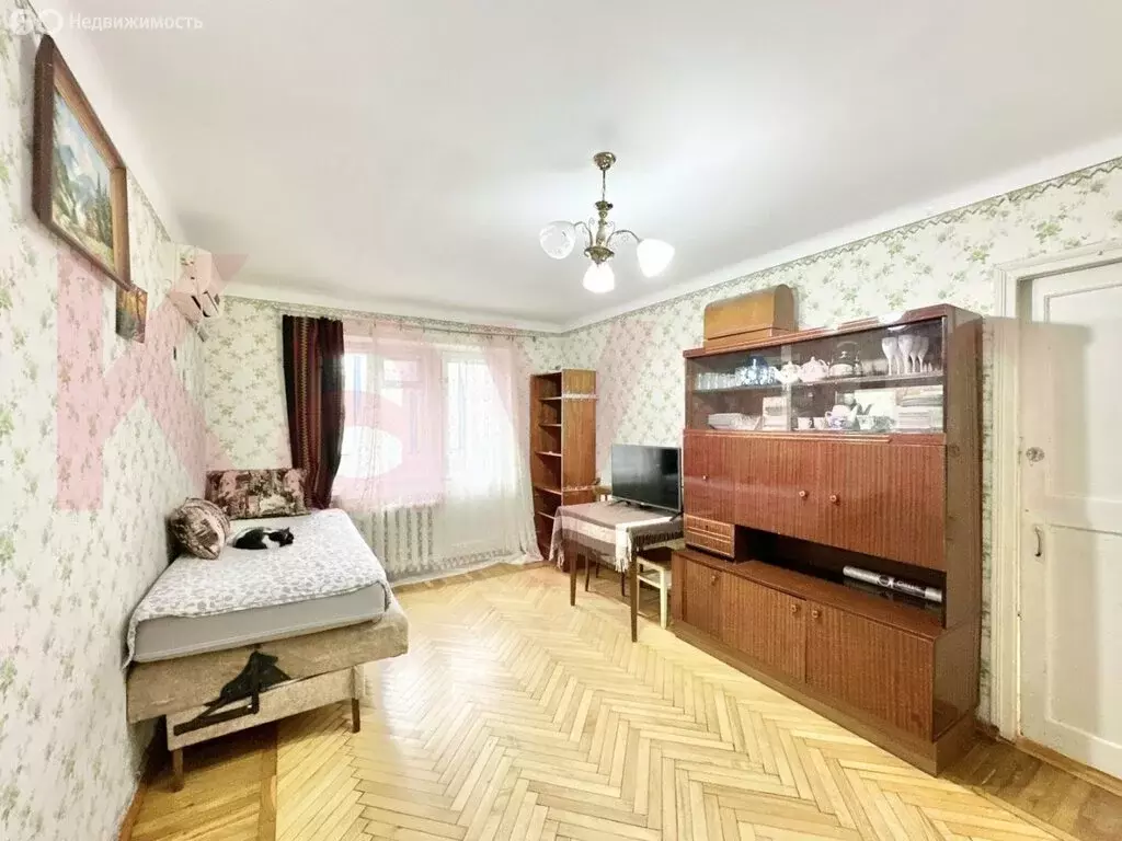 3-комнатная квартира: Краснодар, Воронежская улица, 42 (56.1 м) - Фото 0