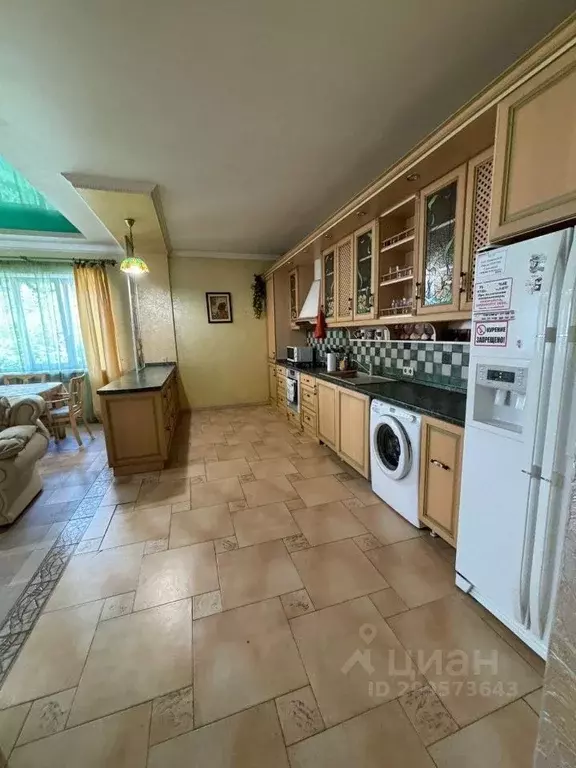 3-к кв. Крым, Ялта ул. Чехова, 25 (95.0 м) - Фото 1