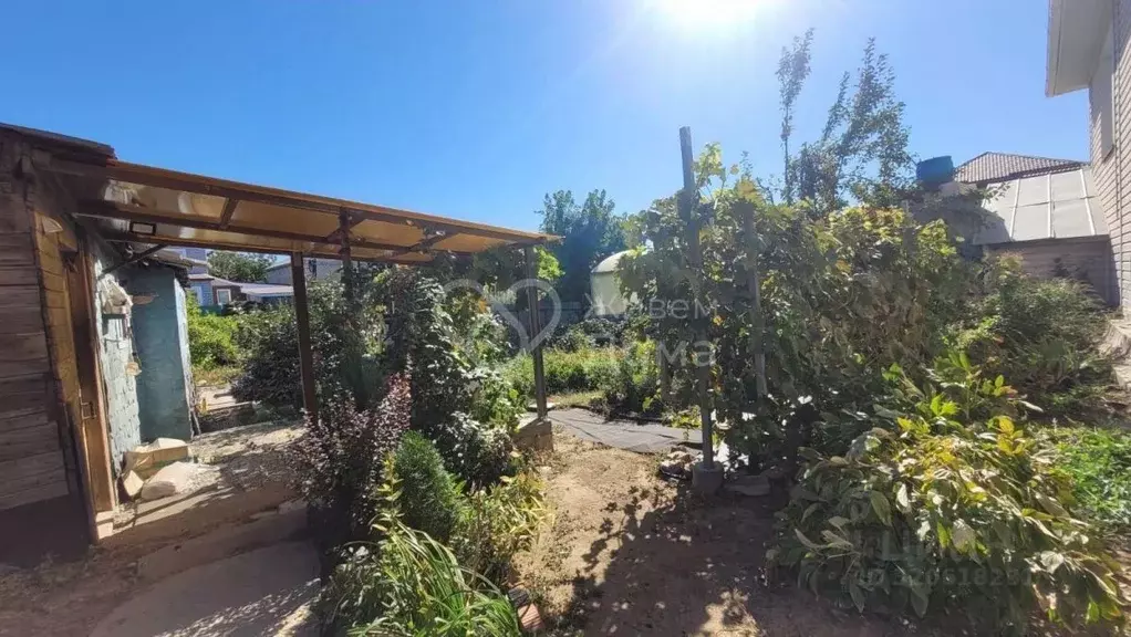 Дом в Волгоградская область, Волжский Труд ДНТ, ул. Шоферов (40 м) - Фото 2