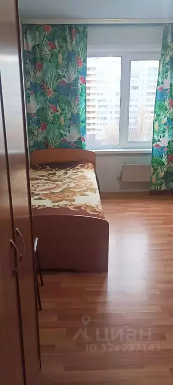 Комната Свердловская область, Екатеринбург ул. Амундсена, 74 (13.0 м) - Фото 1