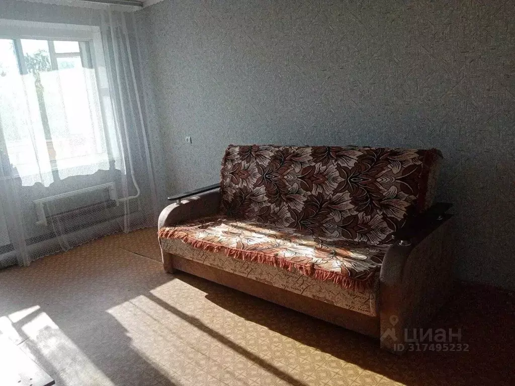 2-к кв. Орловская область, Мценск ул. Кузьмина, 6 (56.0 м) - Фото 0