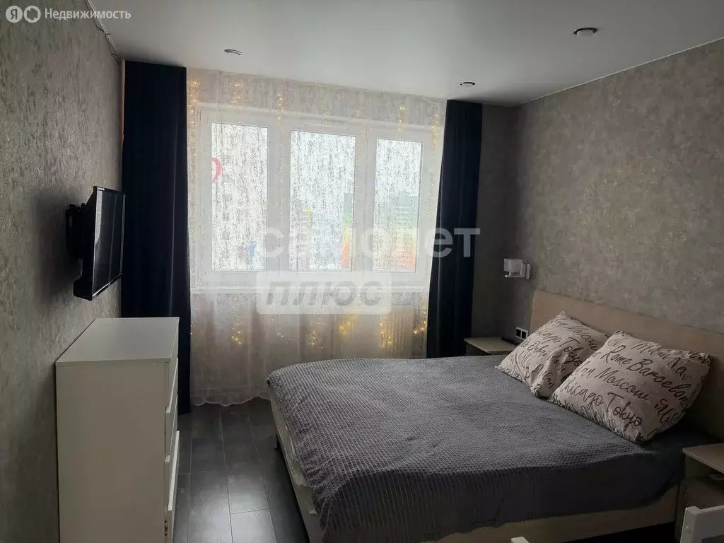 2-комнатная квартира: Киров, Чистопрудненская улица, 18 (43 м) - Фото 1