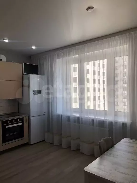 1-к. квартира, 37 м, 6/8 эт. - Фото 0