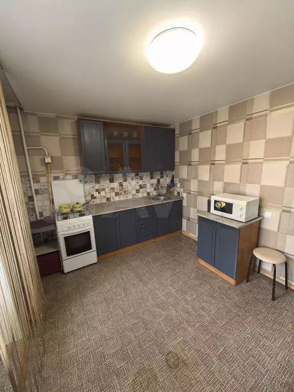 1-к. квартира, 45 м, 3/10 эт. - Фото 0