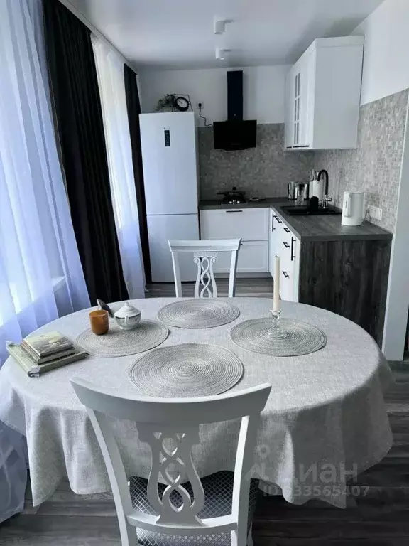 2-к кв. Псковская область, Печоры Юрьевская ул., 73 (42.6 м) - Фото 2