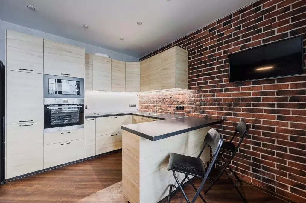 3-к кв. Свердловская область, Екатеринбург ул. Вильгельма де Геннина, ... - Фото 1