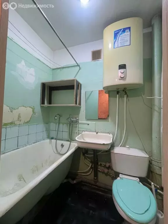 1-комнатная квартира: Арсеньев, Октябрьская улица, 11 (23 м) - Фото 1