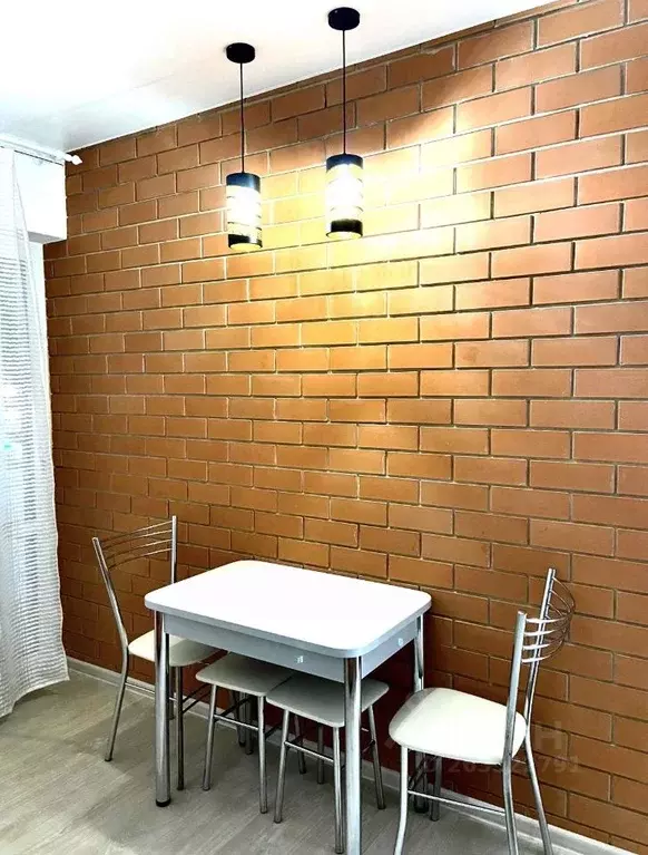 2-к кв. Пензенская область, Пенза просп. Победы, 97 (40.0 м) - Фото 0