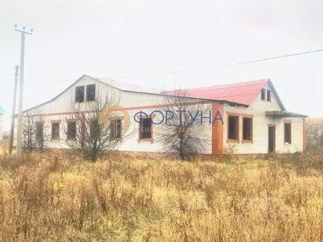 Коттедж в Белгородская область, Новооскольский городской округ, с. ... - Фото 0