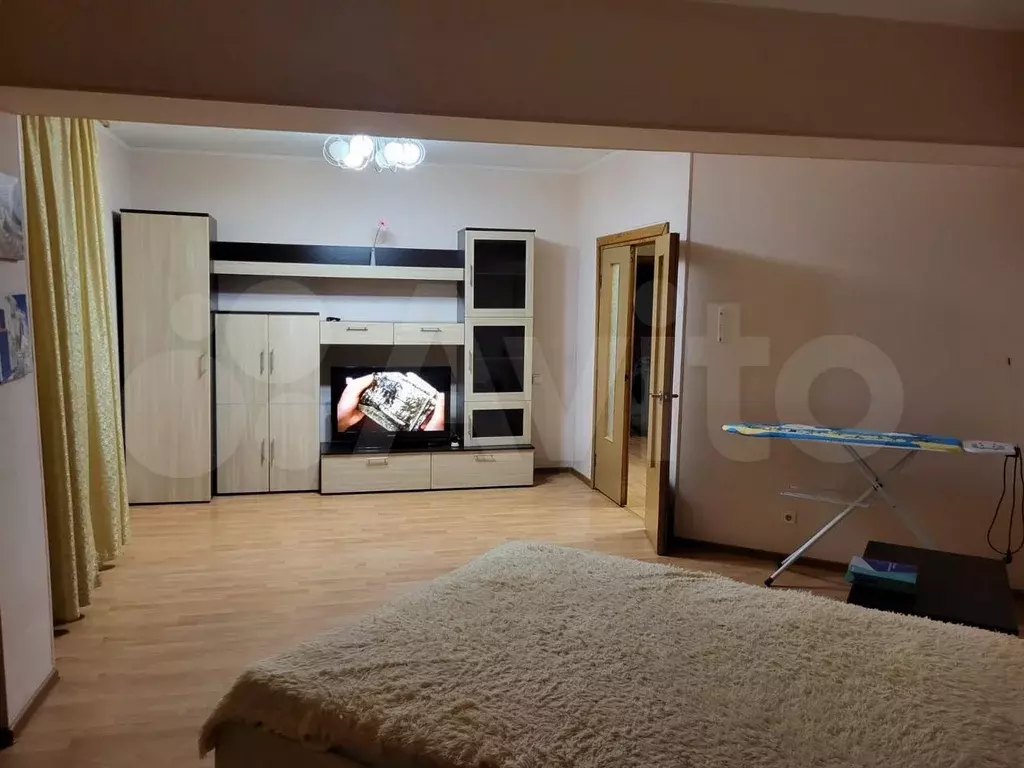 1-к. квартира, 52 м, 2/6 эт. - Фото 0