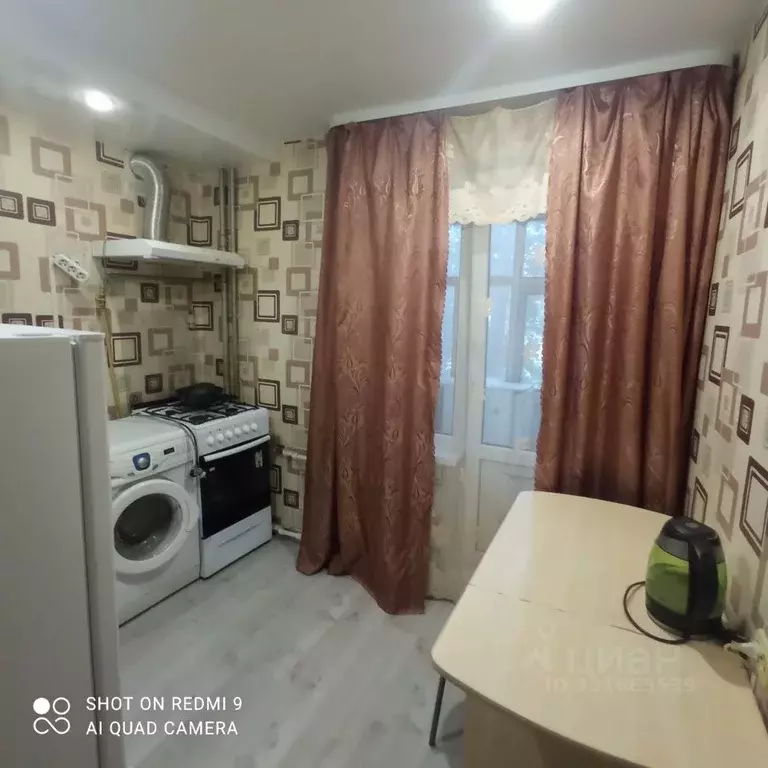 1-к кв. Удмуртия, Ижевск Молодежная ул., 8 (30.0 м) - Фото 1