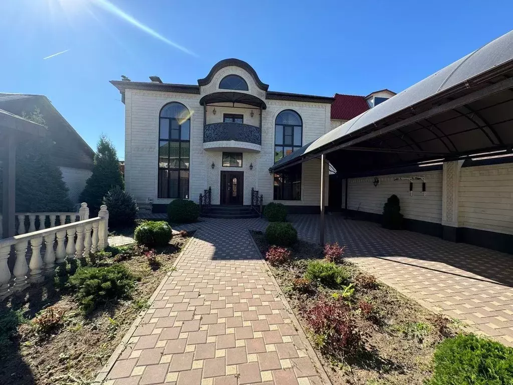 Дом в Волгоградская область, Волгоград Батурская ул. (287 м) - Фото 2