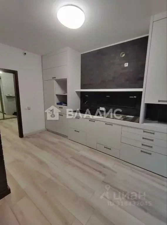 2-к кв. Калининградская область, Гурьевск ул. Гурьева, 25Дс1 (95.0 м) - Фото 0