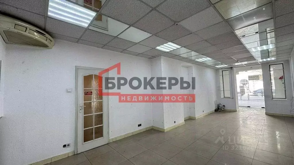 Помещение свободного назначения в Севастополь ул. Большая Морская, 10 ... - Фото 0