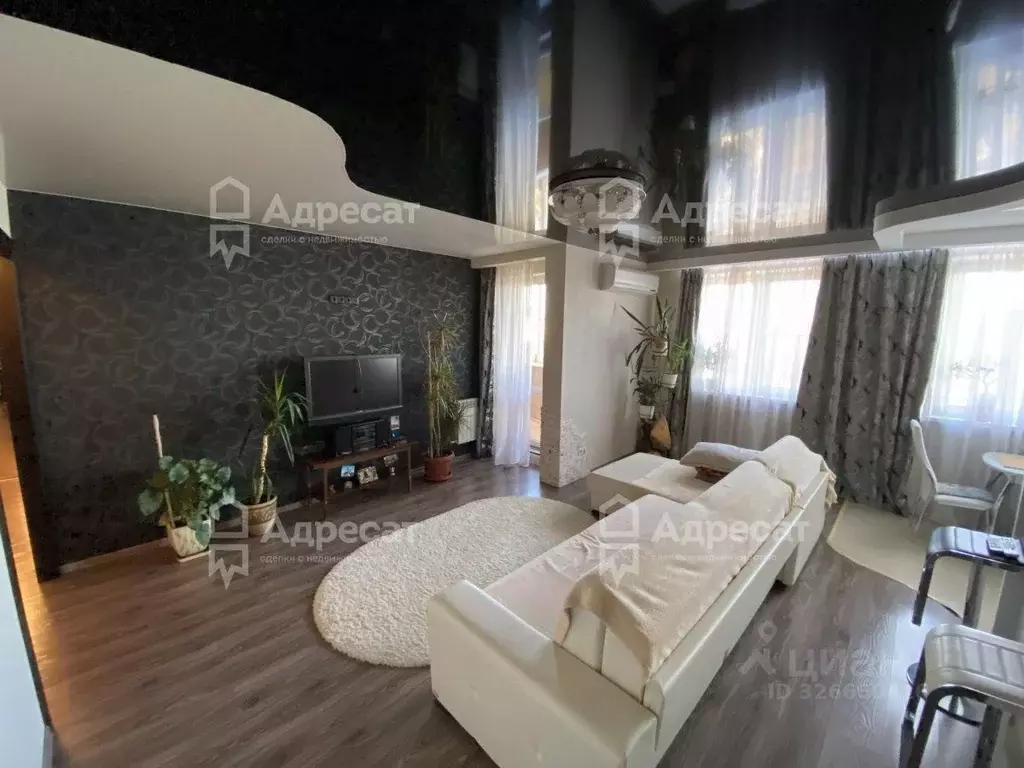 3-к кв. Волгоградская область, Волгоград Новороссийская ул., 8 (95.4 ... - Фото 1