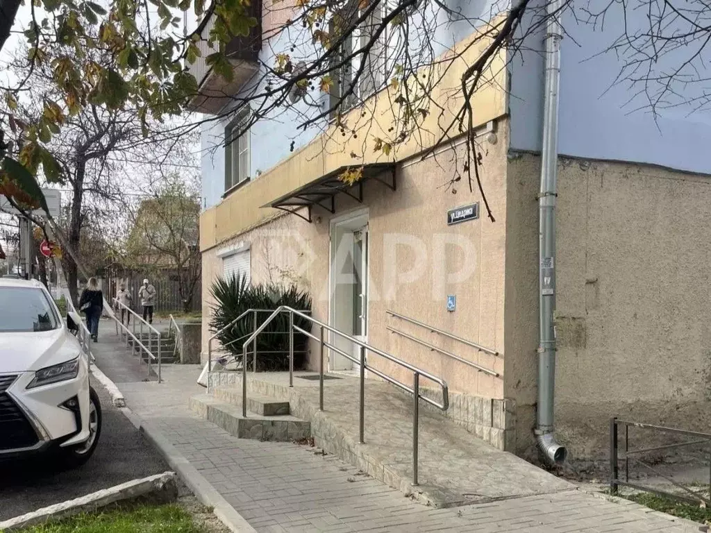 Помещение свободного назначения в Краснодарский край, Новороссийск ул. ... - Фото 1