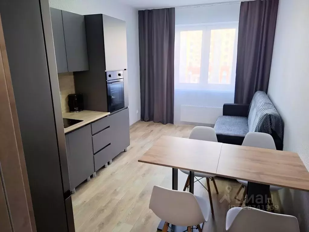 1-к кв. Омская область, Омск Заозерный мкр, ул. Сергея Тюленина, 4 ... - Фото 1