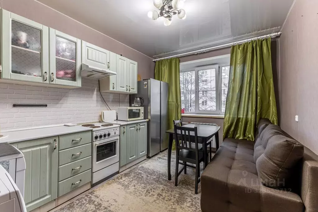 1-к кв. Курганская область, Курган Заозерный жилрайон, 1-й мкр, ул. ... - Фото 0