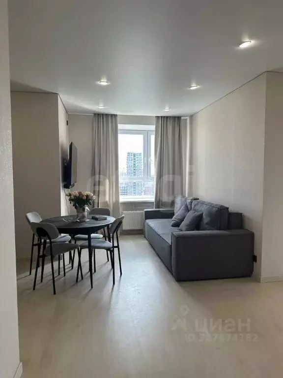 2-к кв. Тюменская область, Тюмень ул. Мельникайте, 2к18 (59.6 м) - Фото 1