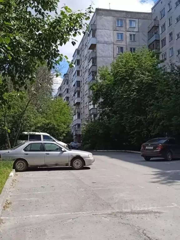 3-к кв. Новосибирская область, Новосибирск ул. Кропоткина, 106 (63.1 ... - Фото 0